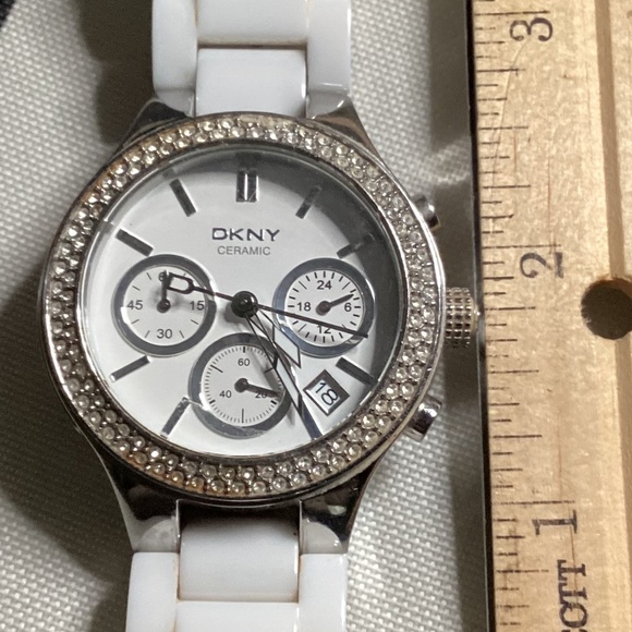 DKNY Women’s Watch White Silver-tone (NY-4985) - Picture 9 of 13